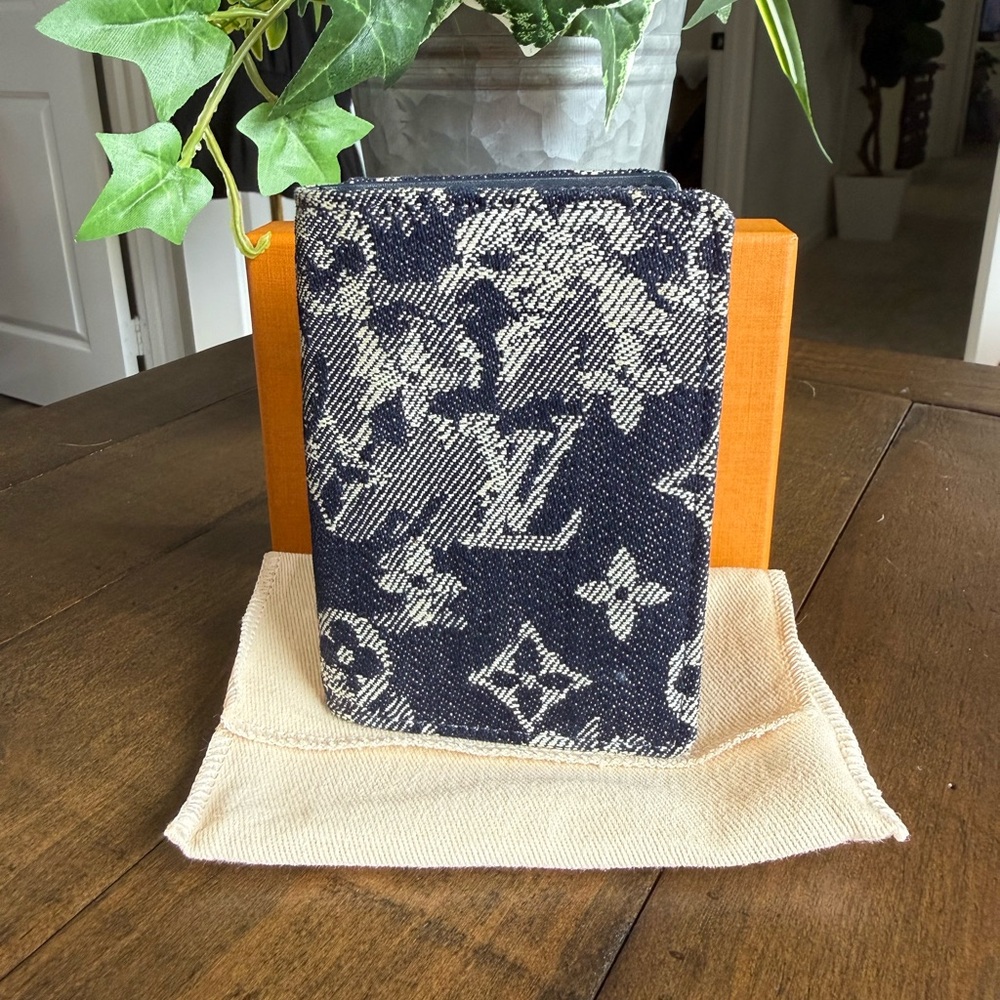 **RARE** LV EUC Blue Denim Tapestry Pocket Organizer